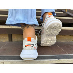 Жіночі спортивні кросівки бежево помаранчевий.